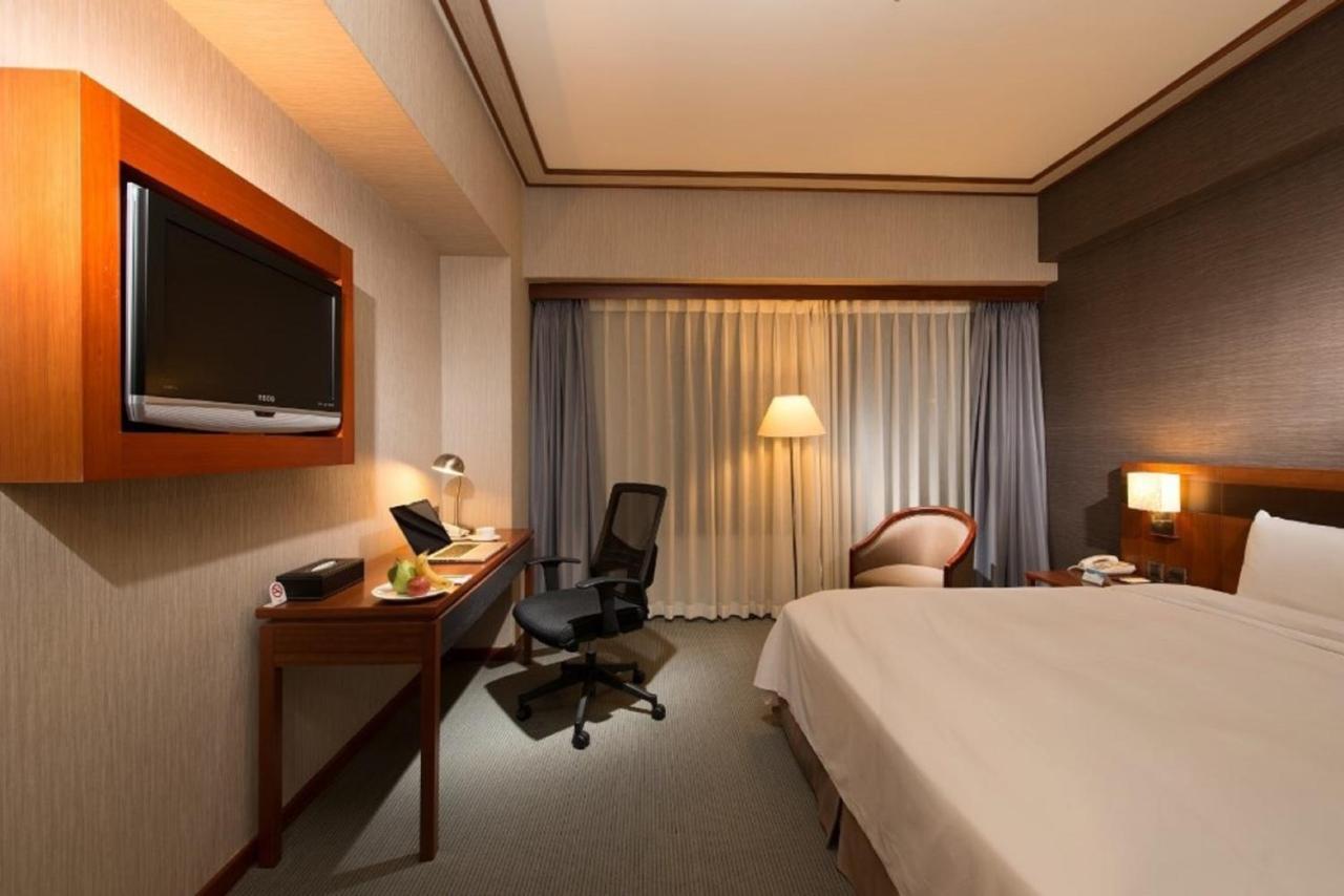 Guide Hotel Hsinchu Zhongyang Экстерьер фото