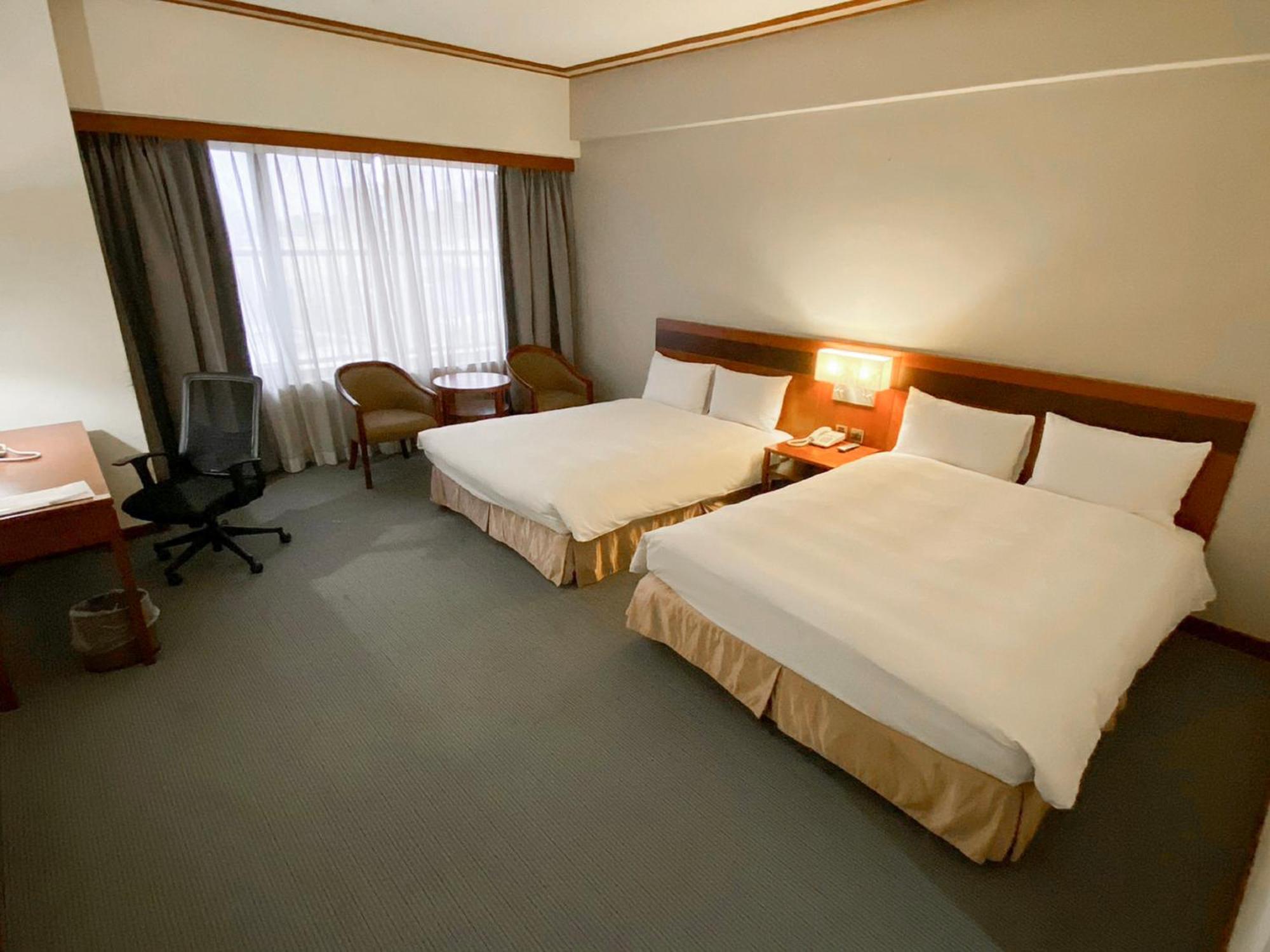 Guide Hotel Hsinchu Zhongyang Экстерьер фото